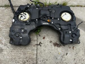 ZBIORNIK BAK POMPA WLEW PALIWA MERCEDES GLS X166 450 3.0 B V6 4MATIC 4X4