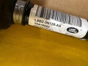 PÓŁOŚ PRZÓD PRZEDNIA PRAWY PRAWA LAND ROVER DEFENDER II L663 2.0 D SD4