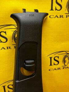 POSZYCIE SŁUPKA PRAWE JEEP GRAND CHEROKEE WK2