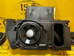 ZESTAW NAGŁOŚNIENIE GŁOŚNIKI MERIDIAN RANGE ROVER VOGUE L405