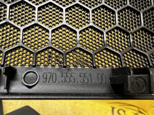 KRATKA ZAŚLEPKA GŁOŚNIKA DRZWI PRZÓD LEWY BOSE PORSCHE PANAMERA 970 I LIFT