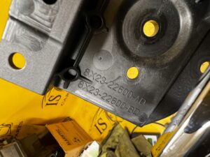 KLAMKA WEWNĘTRZNA DRZWI PRZÓD PRZEDNIE PRAWE PRAWY JAGUAR XJ VII X351