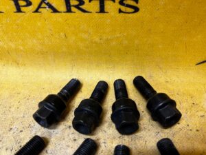 ŚRUBY ŚRUBA SZPILKI DO KOŁA KÓŁ PORSCHE CAYENNE COUPE 9Y3 9Y0