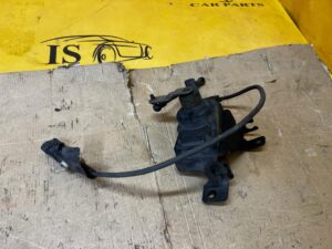 CZUJNIK POZIOMOWANIA LAMP TYŁ LEWY CHEVROLET CORVETTE C5 97-04