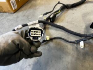 WIĄZKA INSTALACJA LAMP LAMPY TYŁ FORD BRONCO 21-