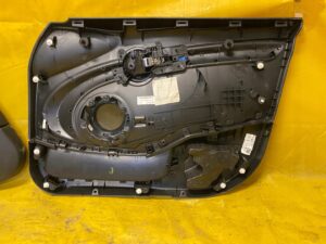 TAPICERKA BOCZEK DRZWI LEWY PRZÓD MINI COOPER F55