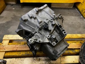 SKRZYNIA BIEGÓW MANUALNA 20EA47 PEUGEOT 308 II T9 1.6 EHDI