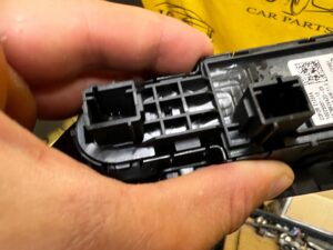 PANEL STEROWANIE PRZEŁĄCZNIK SZYB PEUGEOT 3008 II 5008 II