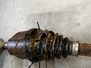 PÓŁOŚ PÓŁOŚKA PRZÓD LEWY LEWA PEUGEOT 308 II T9 1.6 E-HDI