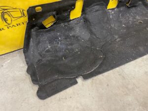 WYGŁUSZENIE WYKŁADZINA LAND ROVER L462 DISCOVERY V