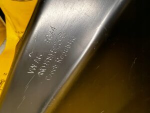 AUDI A8 D5 OSŁONA TERMICZNA ŚCIANY GRODZIOWEJ