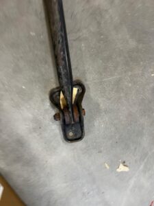 WAHACZ CIĘGNO TYŁ TYLNY DOLNY LEWY RANGE ROVER EVOQUE L538 2.0 B