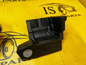 OSŁONA WYGŁUSZENIE GĄBKA PIANKA IZOLATOR LEWA LEWE RANGE ROVER VELAR L560