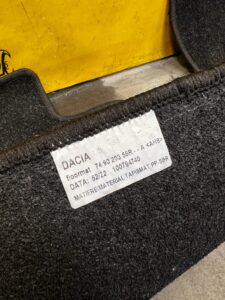 KOMPLET DYWANIKI WELUROWE DACIA SANDERO III 2021R 1.0 SCE