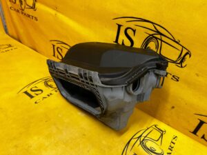 PUSZKA SKRZYNKA OBUDOWA BEZPIECZNIKÓW PORSCHE MACAN 95B