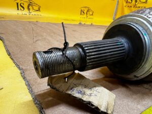 PÓŁOŚ PRZÓD PRZEDNIA PRAWY PRAWA NISSAN X-TRAIL T32 1.7 DIESEL H