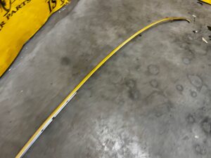 LISTWA DACHOWA LEWA MERCEDES CLS W218 SHOOTING BRAKE