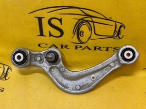 PRAWY TYLNY TYŁ WAHACZ AUDI Q8 4M0 19 20