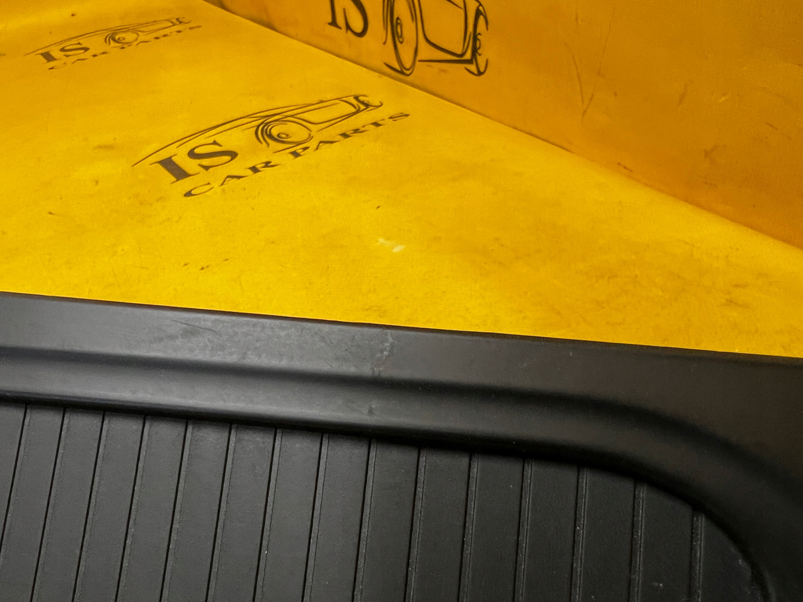 RAMKA OSŁONA DEKOR TUNELU ŚRODKOWEGO RENAULT MEGANE IV EU