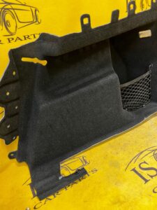 BOCZEK TAPICERKA BAGAŻNIKA PRAWA LR RANGE ROVER EVOQUE II L551