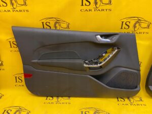 BOCZEK TAPICERKA DRZWI LEWY PRZÓD FORD FIESTA MK8