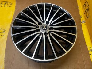 FELGA ALUMINIOWA 7.5 J x 19" 5x112 ET 40 MERCEDES C-KLASA W206 AMG