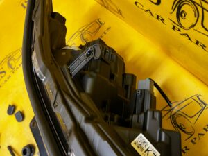 REFLEKTOR LAMPA PRZEDNIA PRZÓD PRAWY LED SUBARU FORESTER VI SL 25-