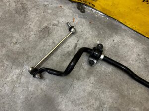 DRĄŻEK STABILIZATORA PRZÓD ŁĄCZNIKI FORD FUSION LIFT USA MONDEO MK5