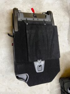 FOTEL DRUGIEGO RZĘDU PÓŁ SKÓRA GRAND C4 PICASSO II