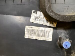 BOCZEK TAPICERKA DRZWI LEWY PRZÓD DACIA DOKKER EU