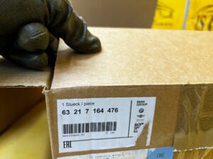 LAMPA TYŁ PRAWY PRAWA W BŁOTNIK BIAŁA BMW X5 E53 NOWA OEM