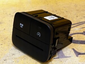 PRZEŁĄCZNIK TRYBU ECO FORD KUGA MK3 ESCAPE MK4 USA