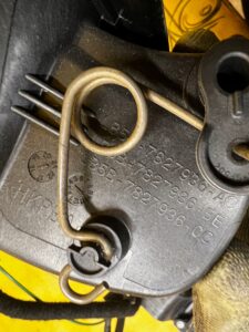 KLAPKA WLEWU PALIWA ZAMEK GNIAZDO FORD EXPLORER VI MK6 CARBONIZED GRAY