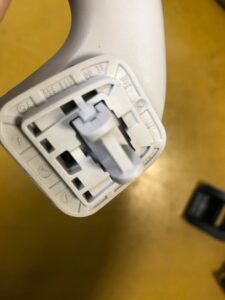 RĄCZKA UCHWYT PODSUFITKI MERCEDES 246 INFINITI Q30