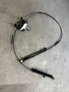 MECHANIZM ROLETY BAGAŻNIKA LINKI SILNICZEK AUDI SQ7 Q7 4M0