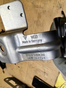 UCHWYT WSPORNIK MOCOWANIE BLACHA PORSCHE PANAMERA 970 I LIFT