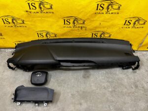 KOMPLET DESKA ROZDZIELCZA KOKPIT KONSOLA 2X PODUSZKI TOYOTA HILUX VIII 8