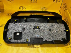 OSŁONA TAPICERKA POSZYCIE KLAPY TYŁ BAGAŻNIKA FORD ESCAPE MK4 USA