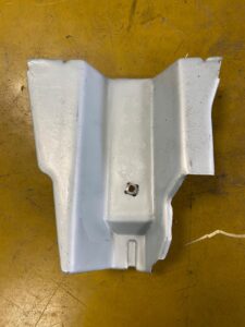 MOCOWANIE BOCZKA BAGAŻNIKA NISSAN X-TRAIL T32