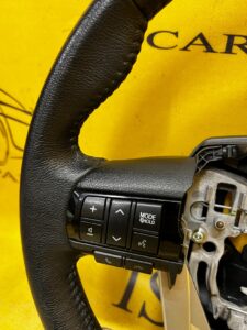 KIEROWNICA SKÓRZANA WIELOFUNKCYJNA TEMPOMAT KOMPUTER TOYOTA HILUX VIII 8