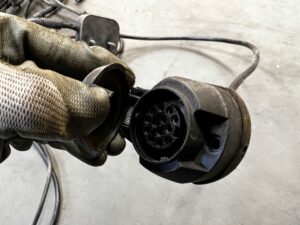 WIĄZKA INSTALACJA HAKA ZBIORNIKA PALIWA PODWOZIA FORD RANGER MK5 V 2.0 TDCI