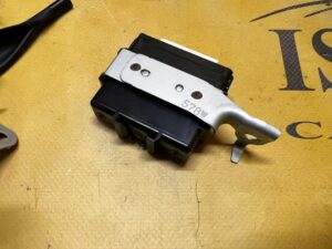 MODUŁ STEROWNIK ŚWIATEŁ LAMP PRZÓD TOYOTA HILUX VIII