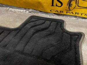 DYWANIK WYCIERACZKA WELUROWA PRZÓD LEWY ORYGINALNY RENAULT MEGANE IV HB