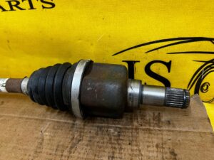 PÓŁOŚ PRZÓD PRZEDNIA LEWY LEWA FORD FIESTA MK8 1.5 TDCI