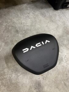 DESKA ROZDZIELCZA KOKPIT 2X AIRBAG PODUSZKA KIEROWCY DACIA SANDERO III 2023