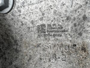 ZWROTNICA ZACISK TARCZA HAMULCOWA PRZÓD LEWY TESLA MODEL 3 PRZEDLIFT RWD