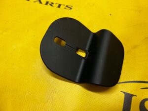 OSŁONA ZAŚLEPKA MASKOWNIKA PRAWA BMW X6 F16