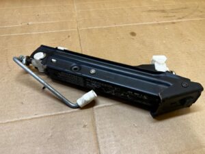 LEWAREK PODNOŚNIK SAMOCHODOWY BMW 7 E38 LIFT