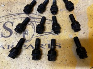 ŚRUBY ŚRUBA SZPILKI DO KOŁA KÓŁ PORSCHE CAYENNE COUPE 9Y3 9Y0