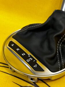 GAŁKA MIESZEK SKRZYNI BIEGÓW AUTOMAT AUDI TT S 8S0